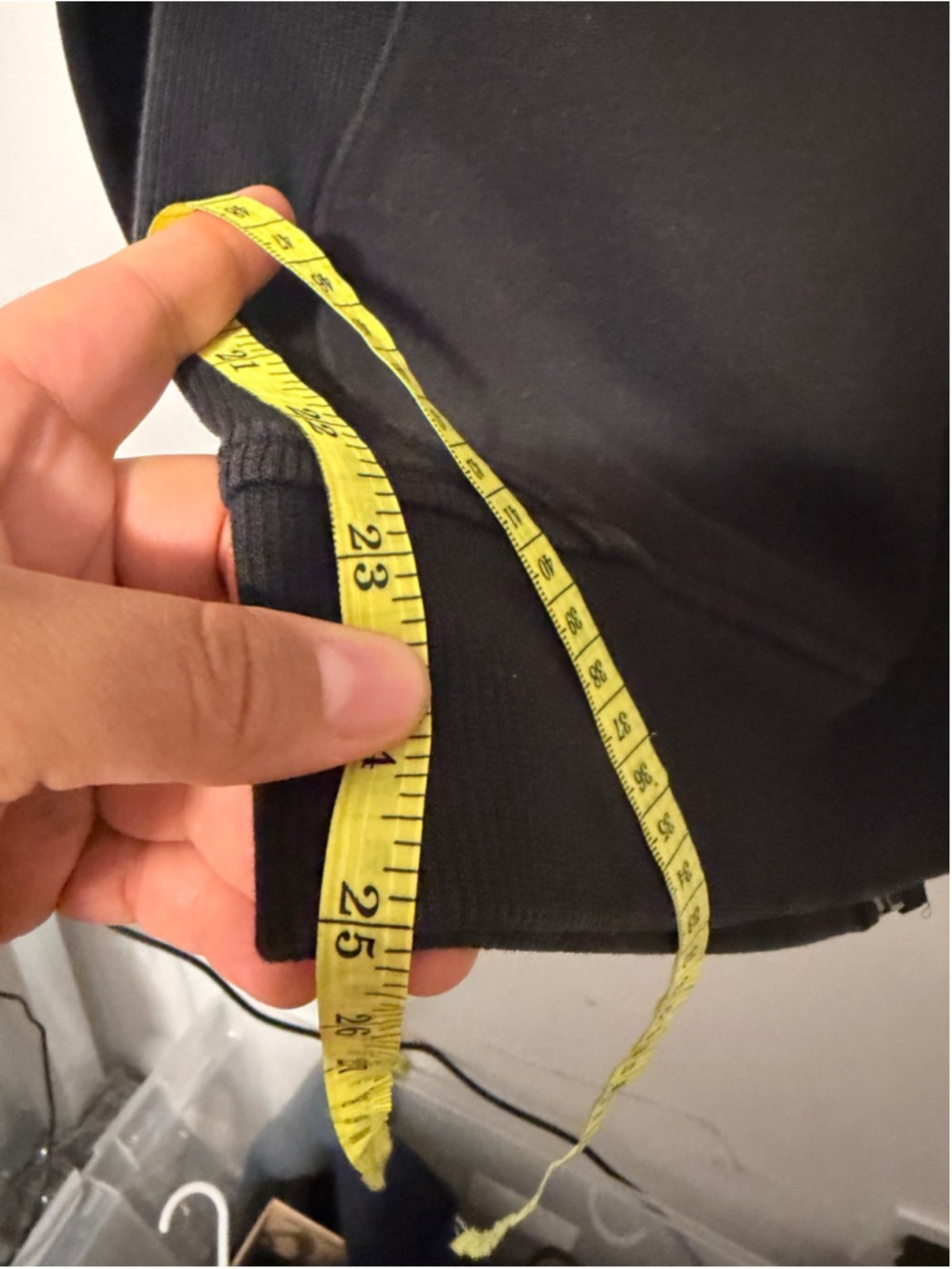 Lululemon Scuba Hoodie Women’s Size 6 Black Full Zip Jacket Thumbholes Logo - Picture 6 of 7